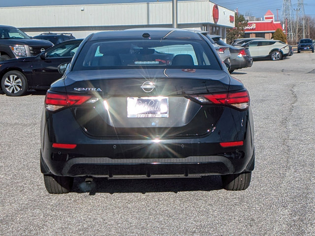 Vehicle image 5 of 27