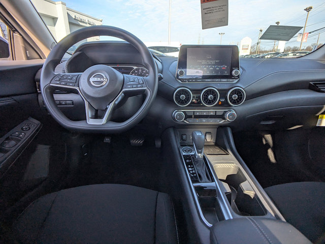 Vehicle image 12 of 27