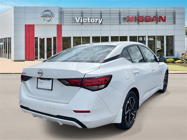 Vehicle image 5 of 28
