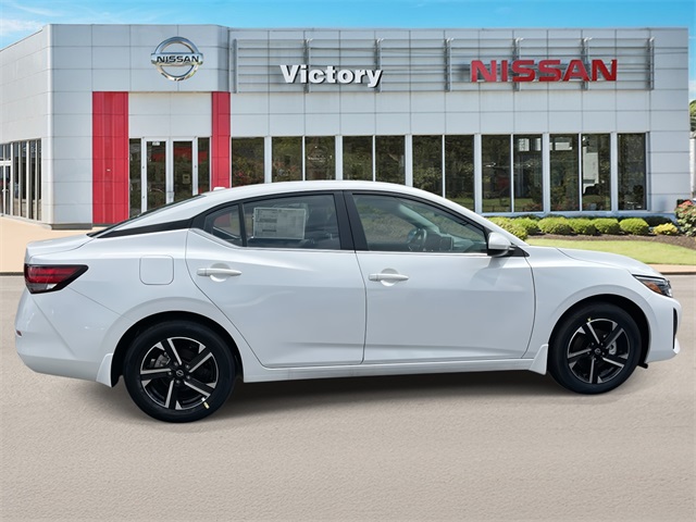 Vehicle image 4 of 28