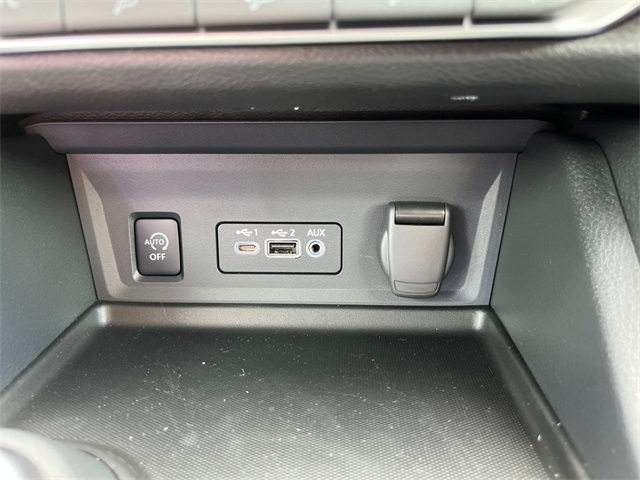 Vehicle image 28 of 28