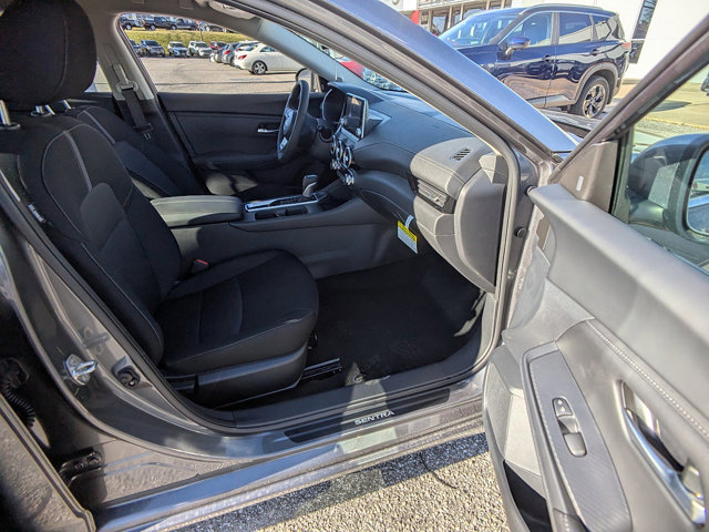 Vehicle image 9 of 26