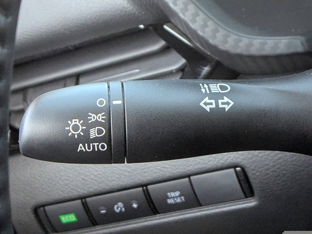 Vehicle image 20 of 26