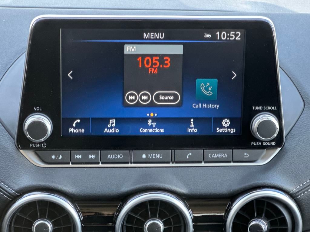 Vehicle image 19 of 32