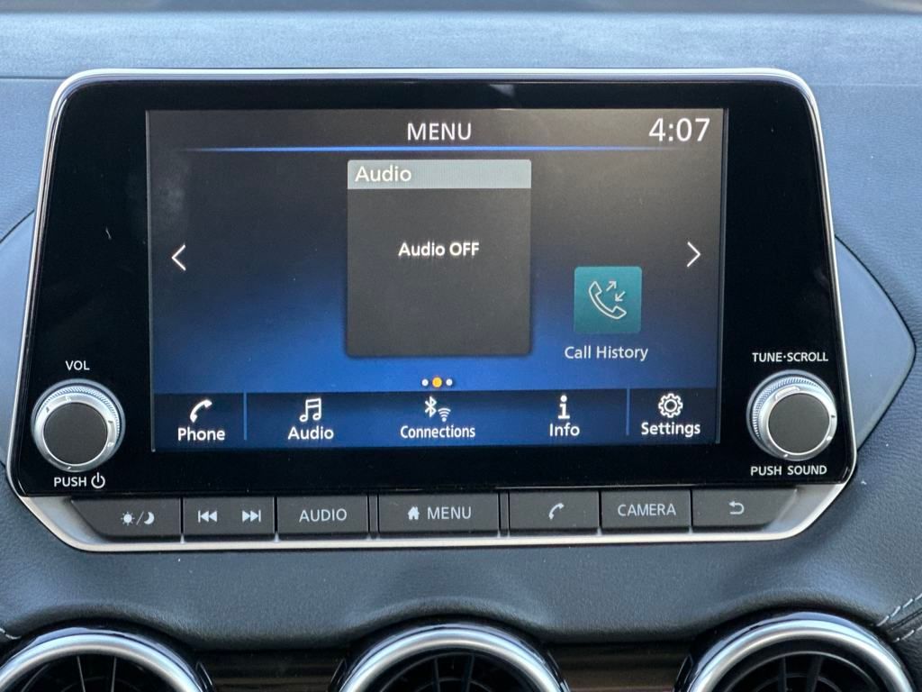 Vehicle image 20 of 33