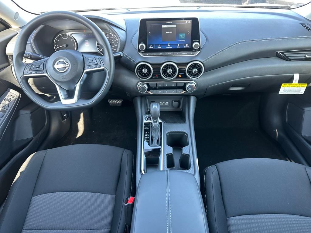 Vehicle image 15 of 33