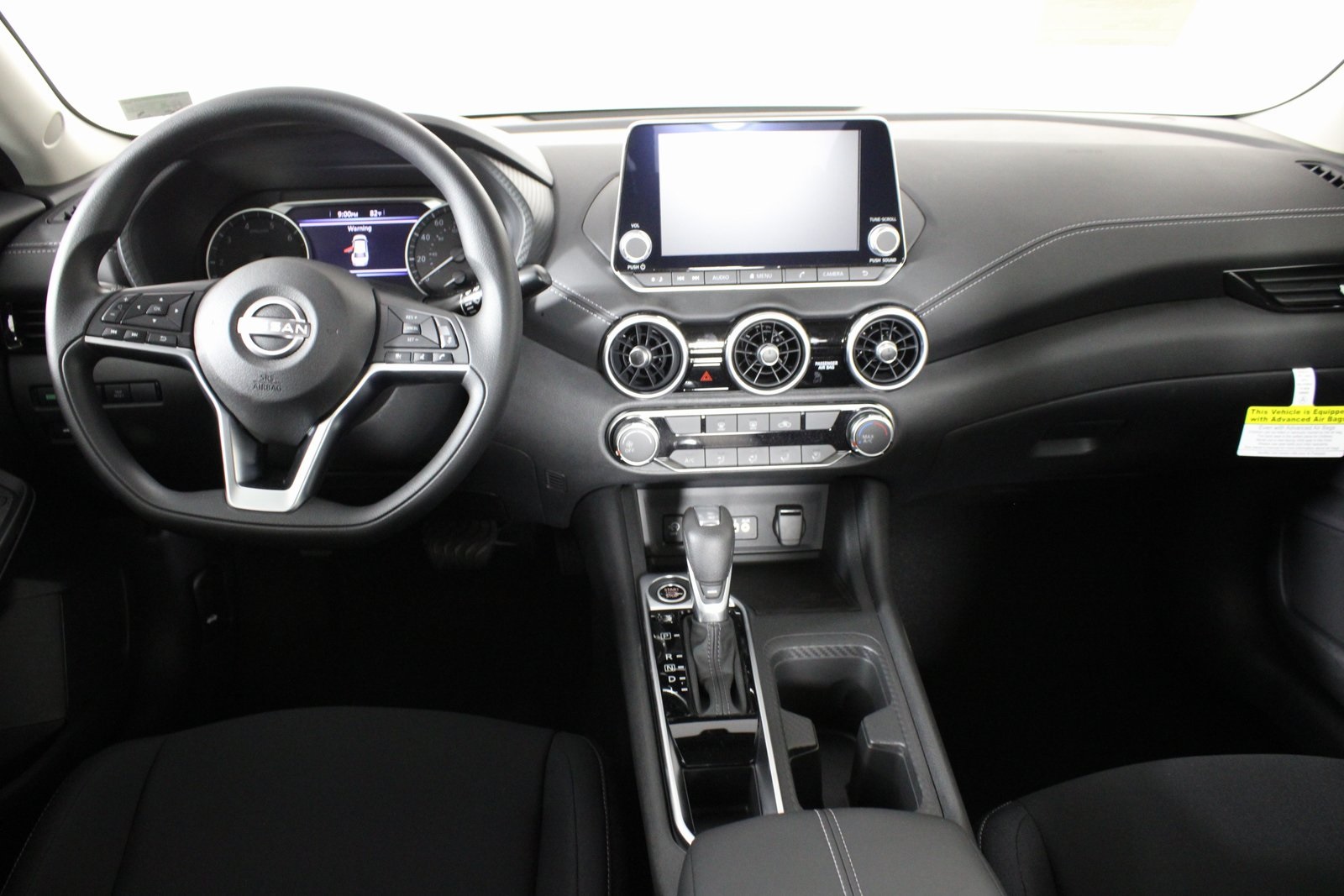 Vehicle image 12 of 22