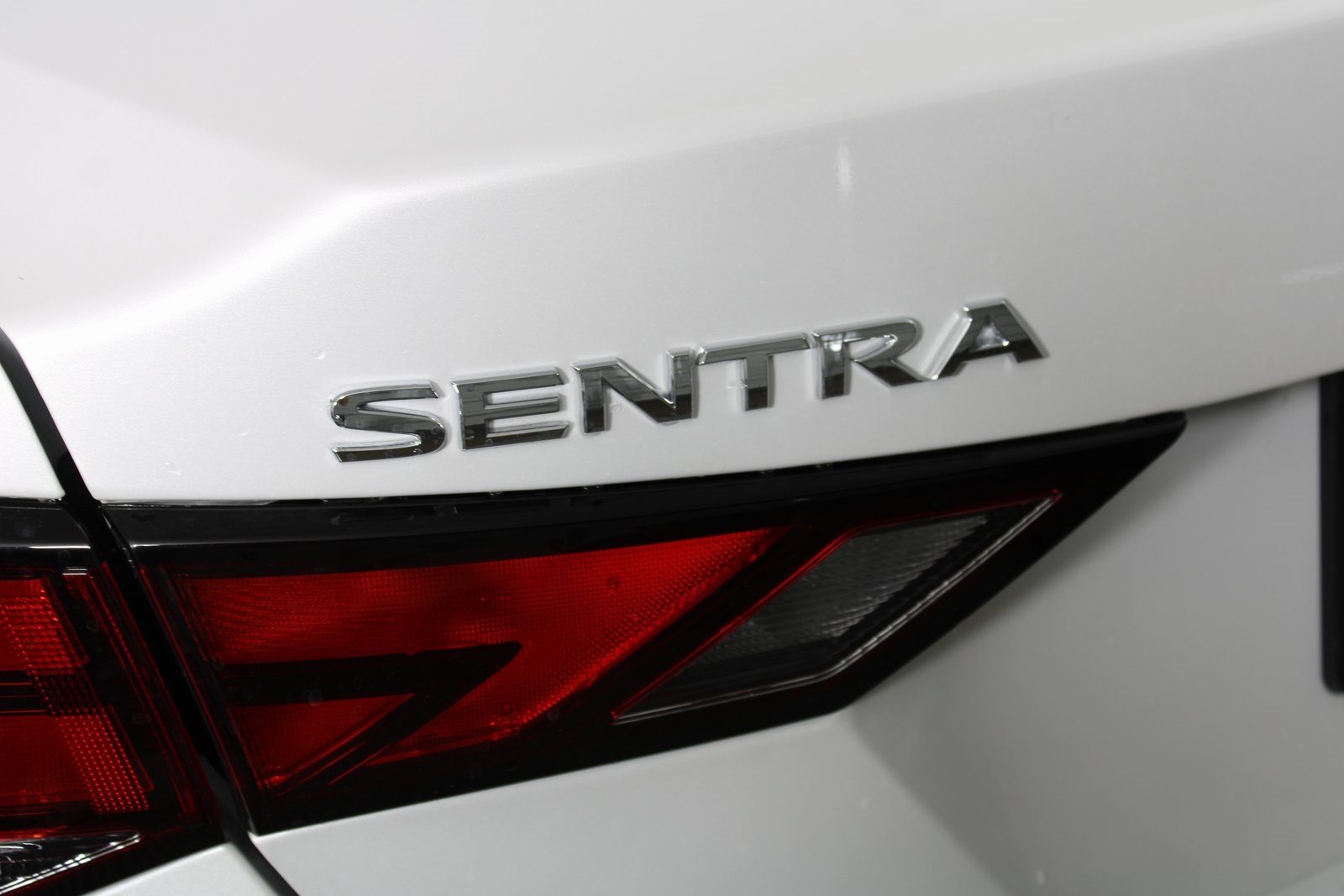 Vehicle image 7 of 22