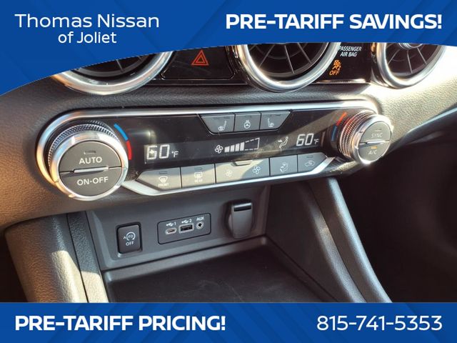 Vehicle image 20 of 25