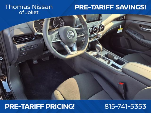 Vehicle image 15 of 25
