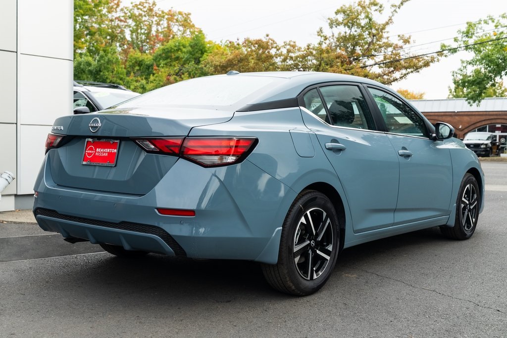 2025 Nissan Sentra SV Image 5 of 26