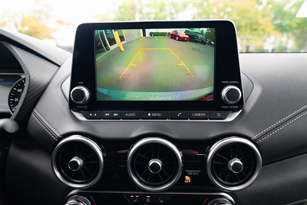 2025 Nissan Sentra SV Image 21 of 26