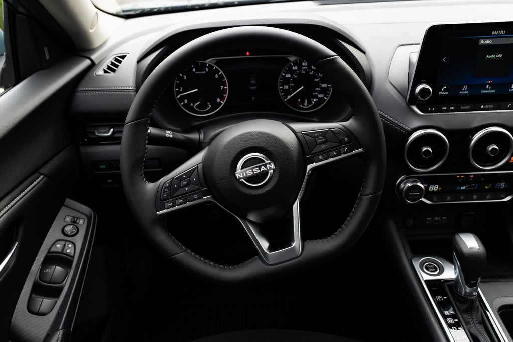 2025 Nissan Sentra SV Image 19 of 26