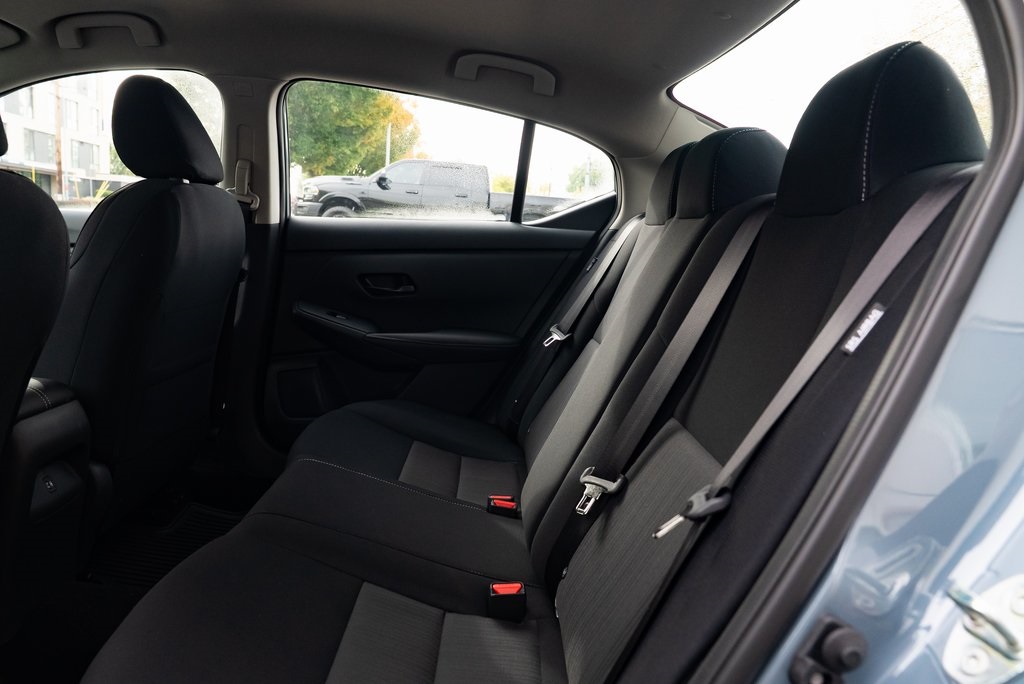 2025 Nissan Sentra SV Image 11 of 26