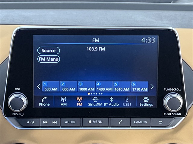 2025 Nissan Sentra SV Image 18 of 26