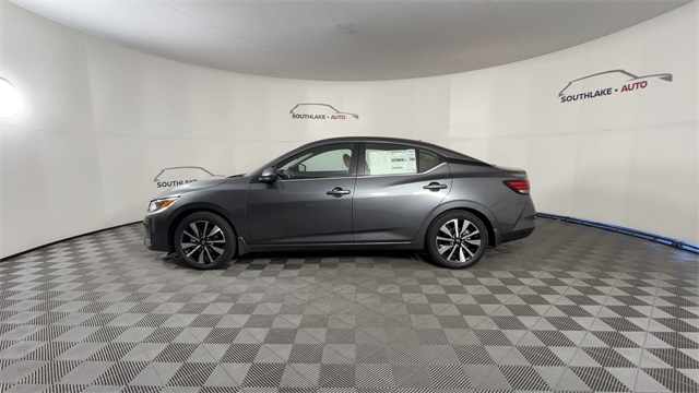 2025 Nissan Sentra SV Image 8 of 26