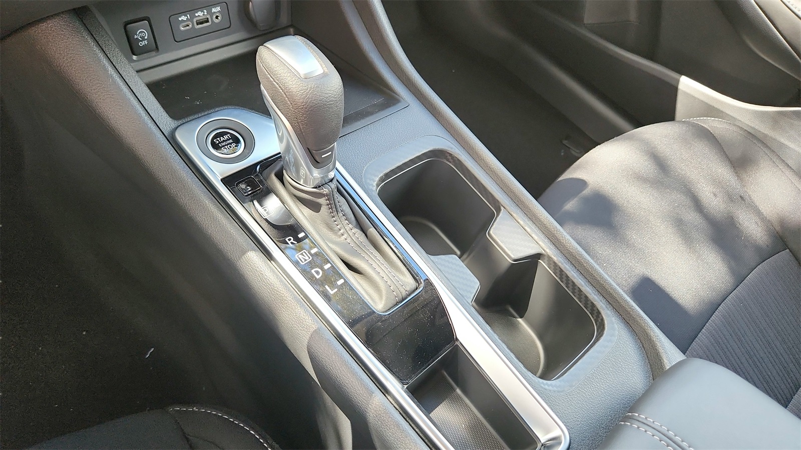 Vehicle image 11 of 20