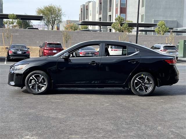 2025 Nissan Sentra SV Image 8 of 28