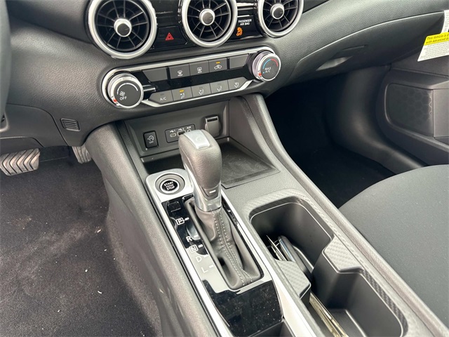 Vehicle image 29 of 34