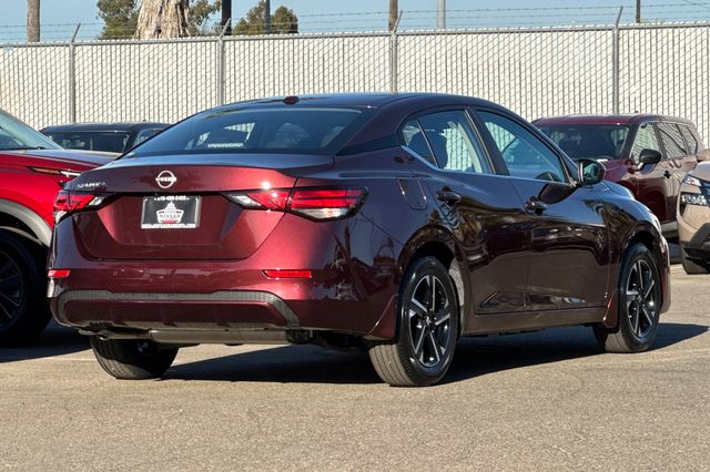 Vehicle image 5 of 20