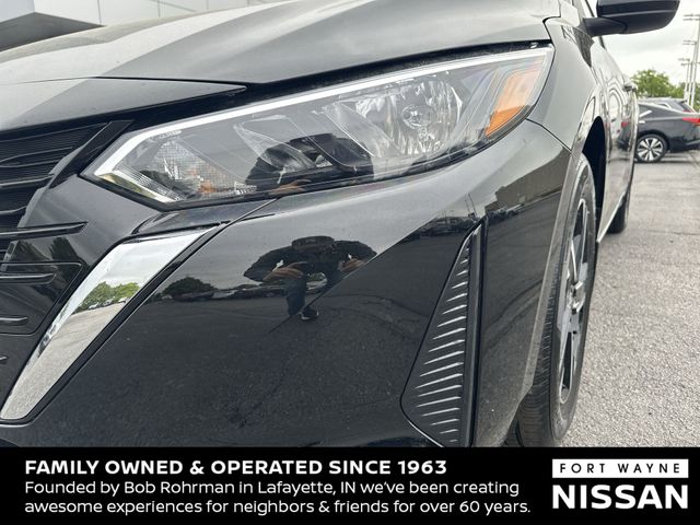 Vehicle image 28 of 36