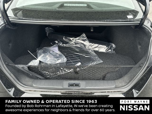 Vehicle image 31 of 36
