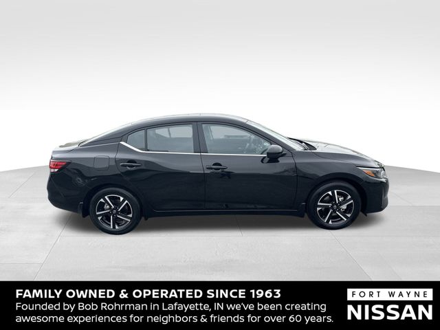 Vehicle image 8 of 36