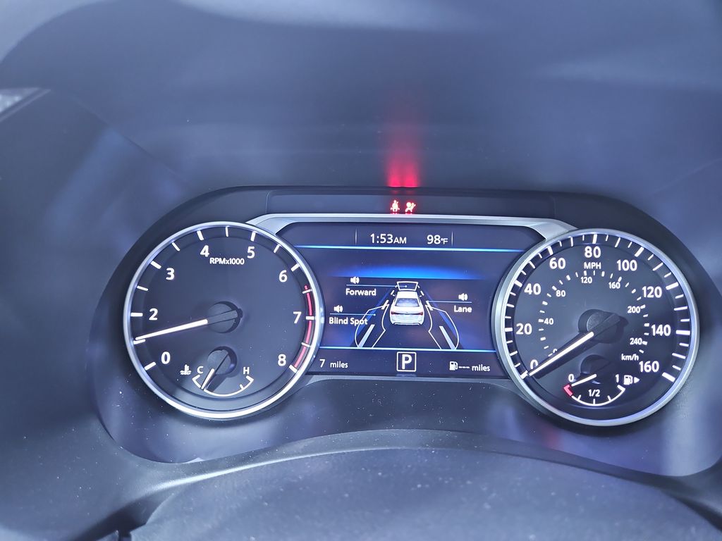 2025 Nissan Sentra SV Image 18 of 28