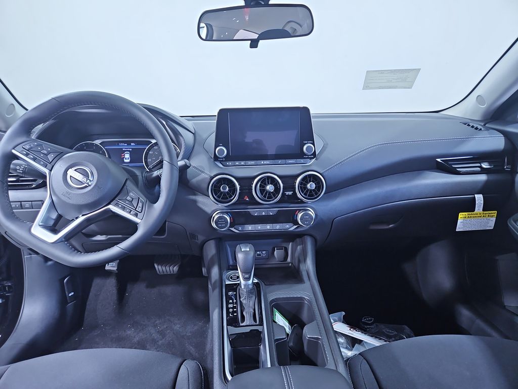 2025 Nissan Sentra SV Image 15 of 28
