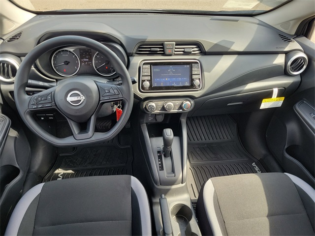 Vehicle image 17 of 25