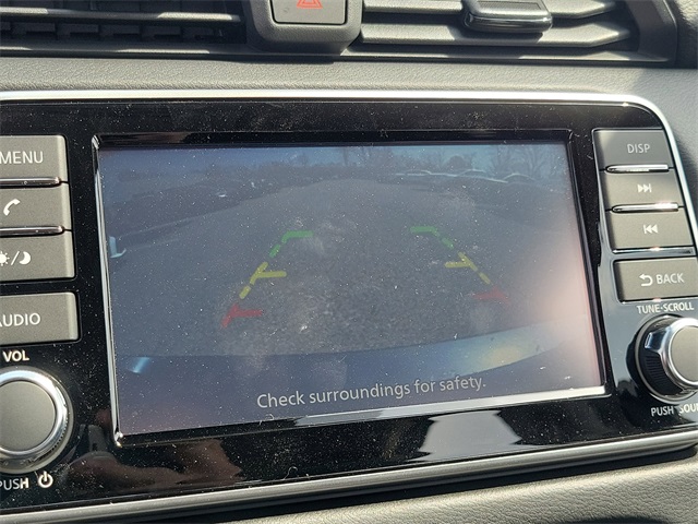 Vehicle image 12 of 25
