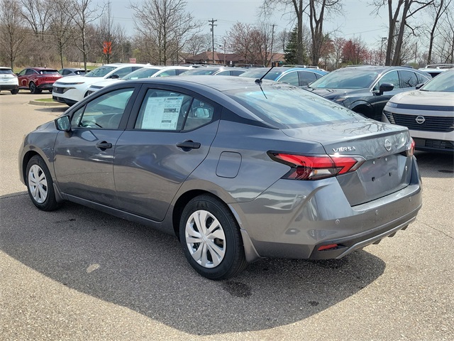 Vehicle image 4 of 25
