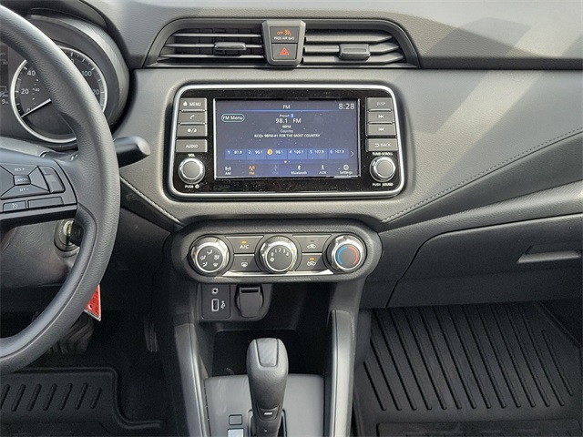 Vehicle image 19 of 25