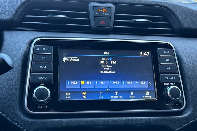 Vehicle image 20 of 37
