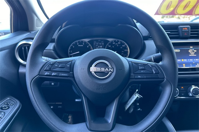Vehicle image 24 of 37