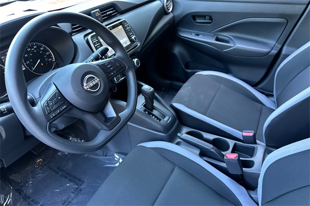 Vehicle image 13 of 37
