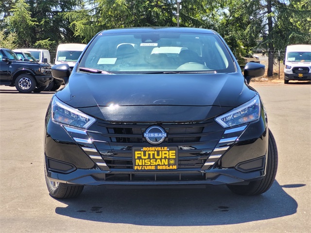 Vehicle image 1 of 10