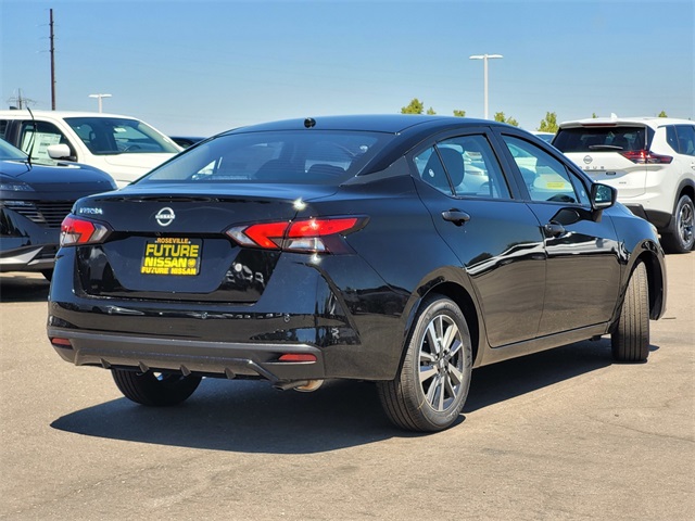 Vehicle image 3 of 10