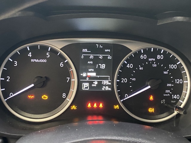 2025 Nissan Versa S Image 18 of 33