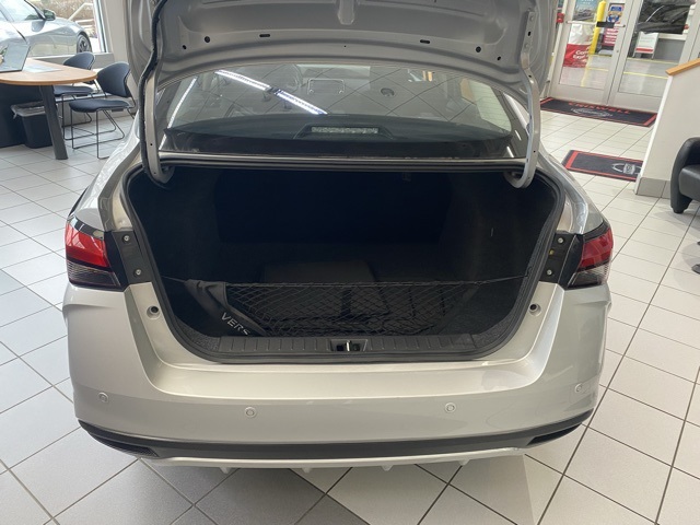 2025 Nissan Versa S Image 8 of 33