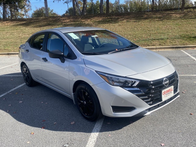 2025 Nissan Versa S Image 3 of 35