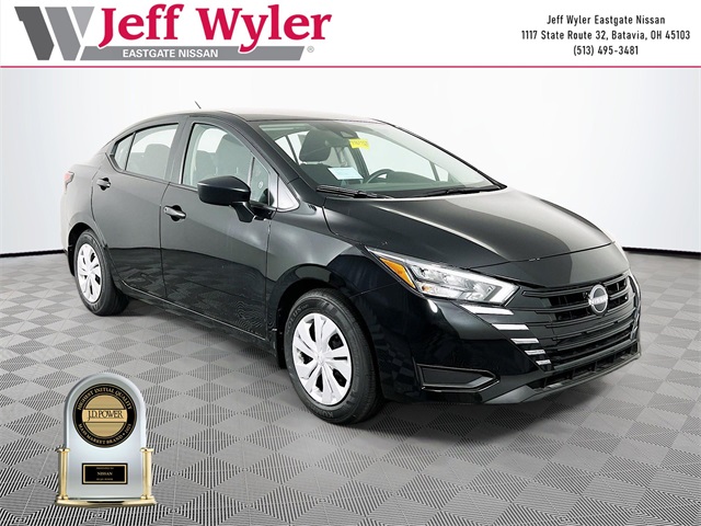 2025 Nissan Versa S Image 3 of 32