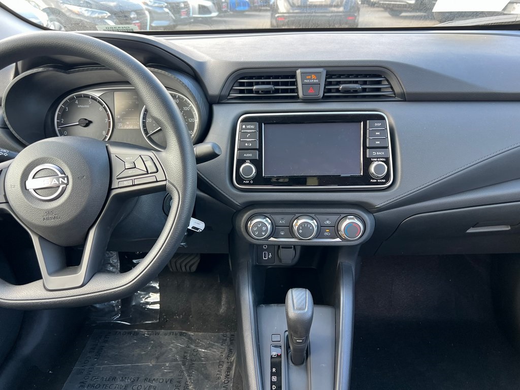 Vehicle image 15 of 27