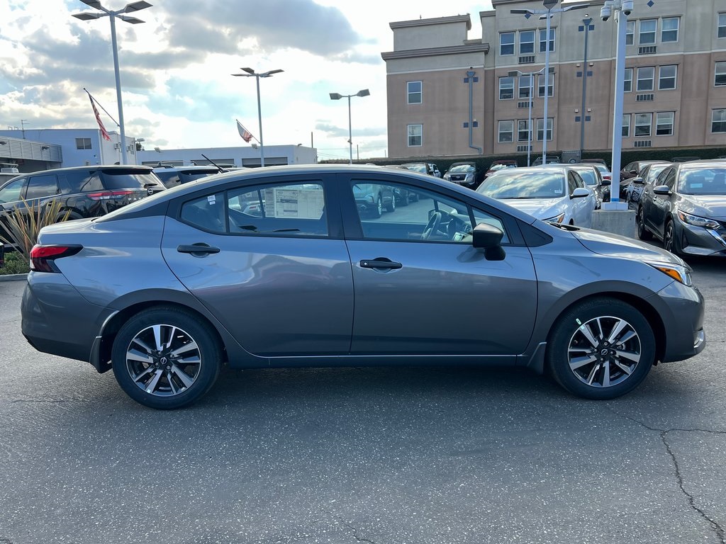 Vehicle image 5 of 27