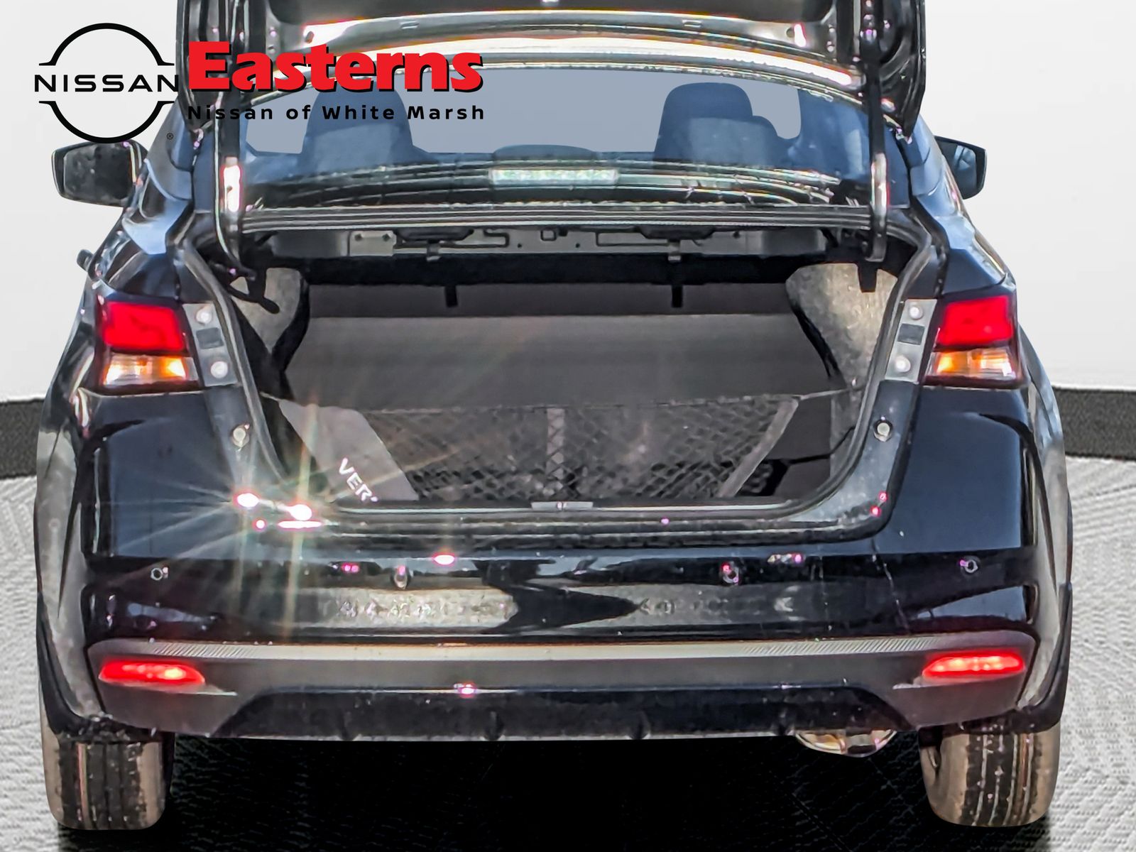 2025 Nissan Versa S Image 13 of 28