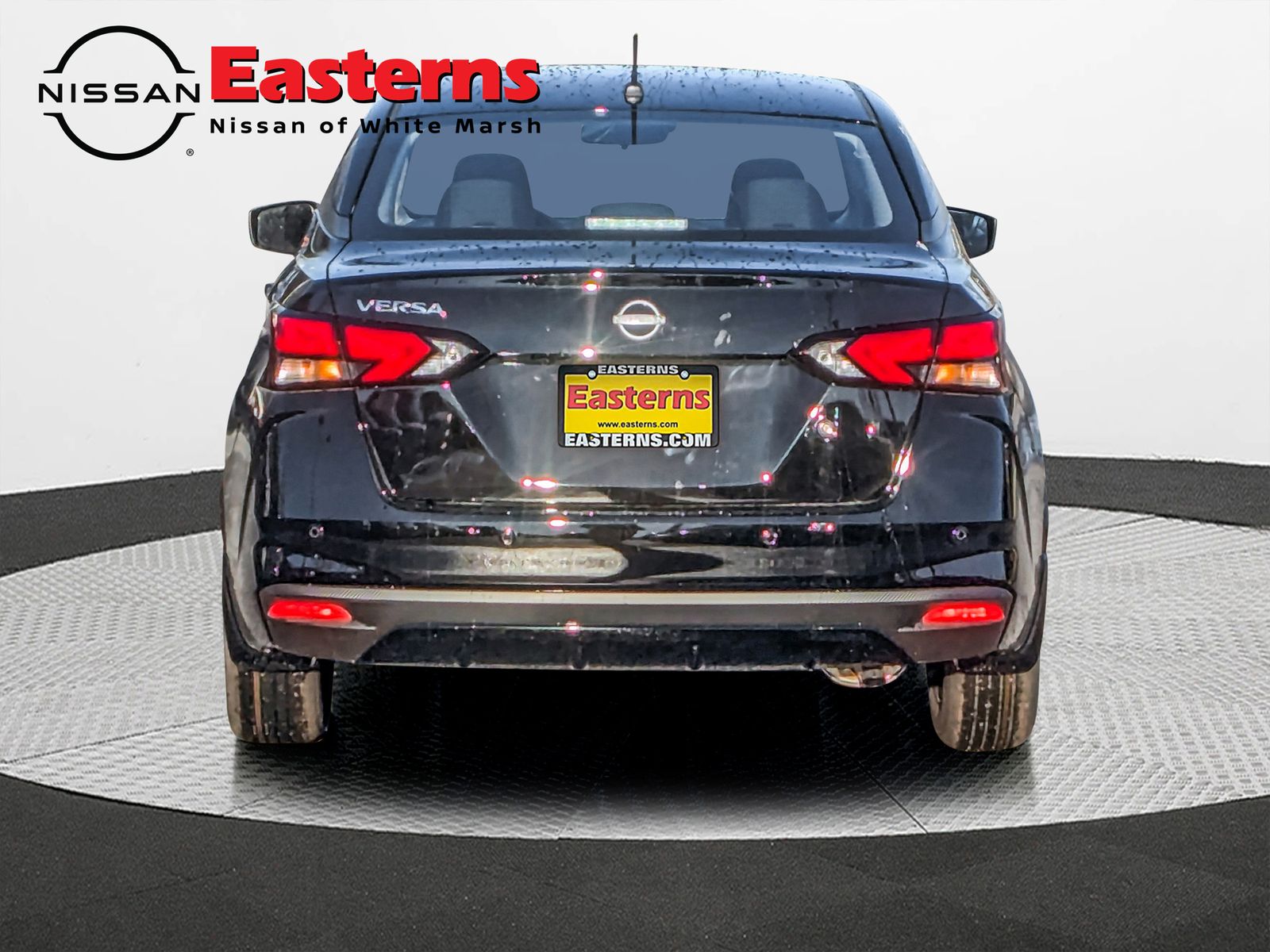 2025 Nissan Versa S Image 6 of 28