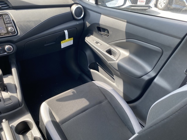 2025 Nissan Versa S Image 34 of 36