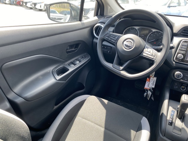 2025 Nissan Versa S Image 32 of 36