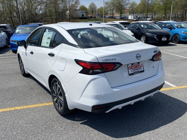 2025 Nissan Versa S Image 7 of 36