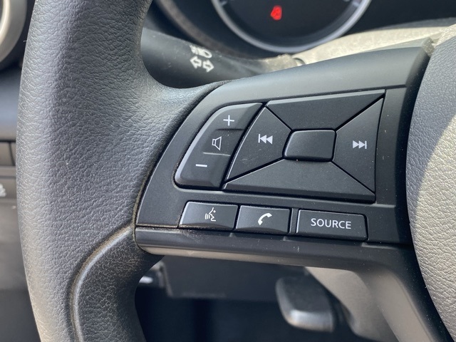 2025 Nissan Versa S Image 17 of 36